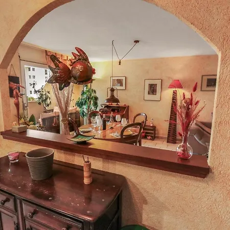 Super Au Coeur De Lejlighed *